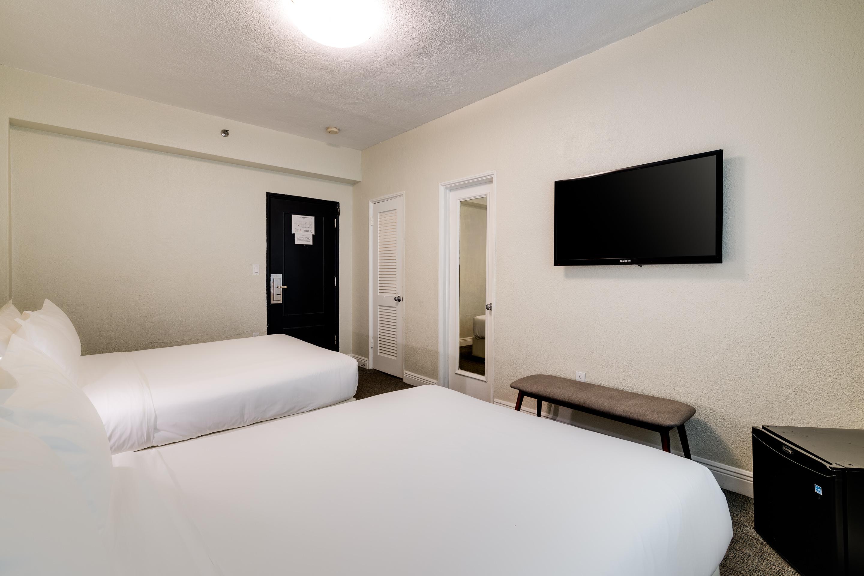 Crest Hotel Suites Miami Beach Exterior foto